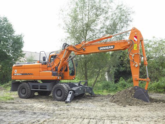 Колёсный экскаватор DOOSAN SOLAR S210W-V