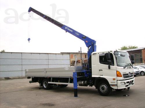 Услуги самопогрузчика Hino 500 борт 6 тонн, стрела 3 тонн