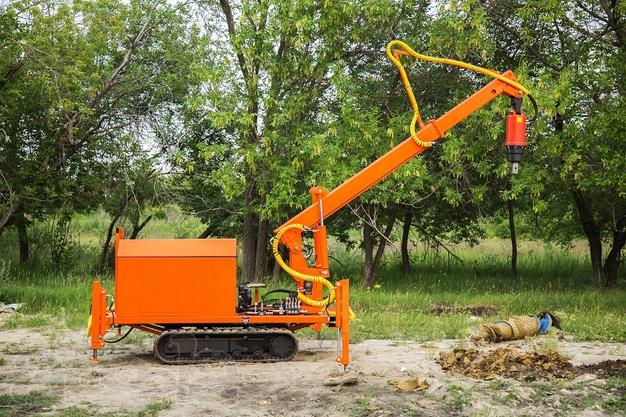 Установка для завинчивания свай SV 60