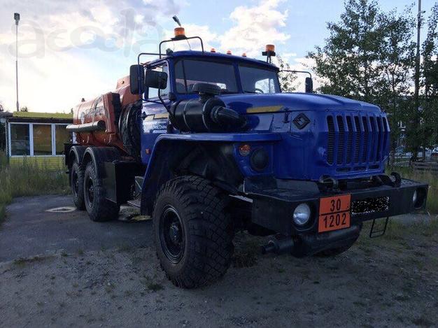 Продам АТЗ-10 на шасси Урал 4320