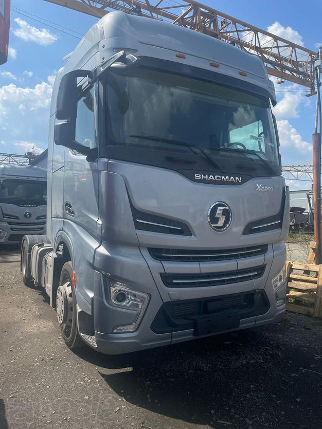 Продам Тягач Shacman Х6000